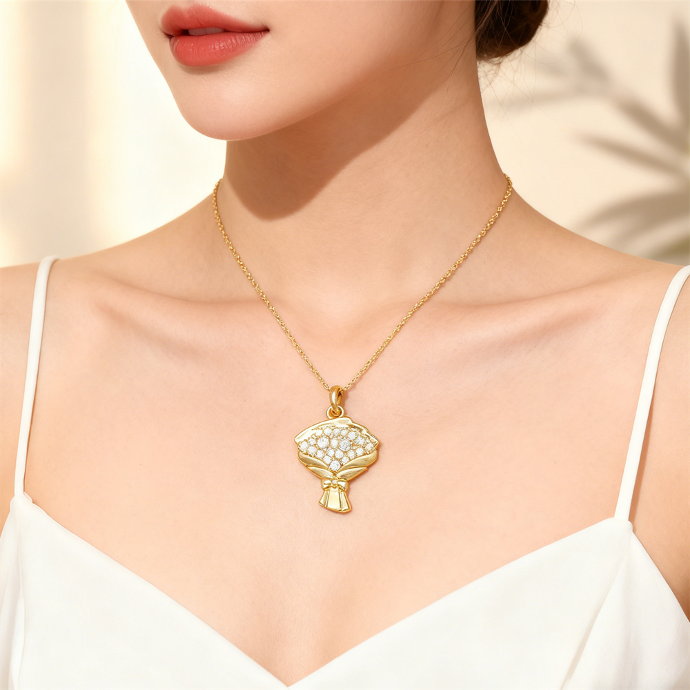3 pendenti in ottone con zirco - Men Accessories Bouquet recensione e prezzo