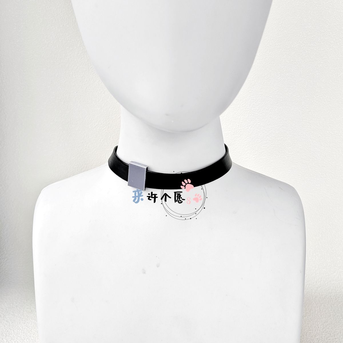Collana nera e orecchini a cli - Tie Clip Set recensione e prezzo